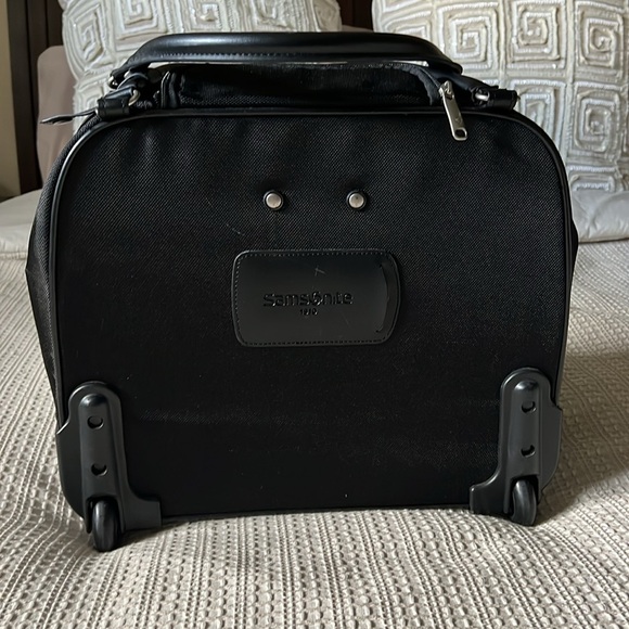Samsonite 2-Wheel Mobile Office Roller - Picture 7 of 11
